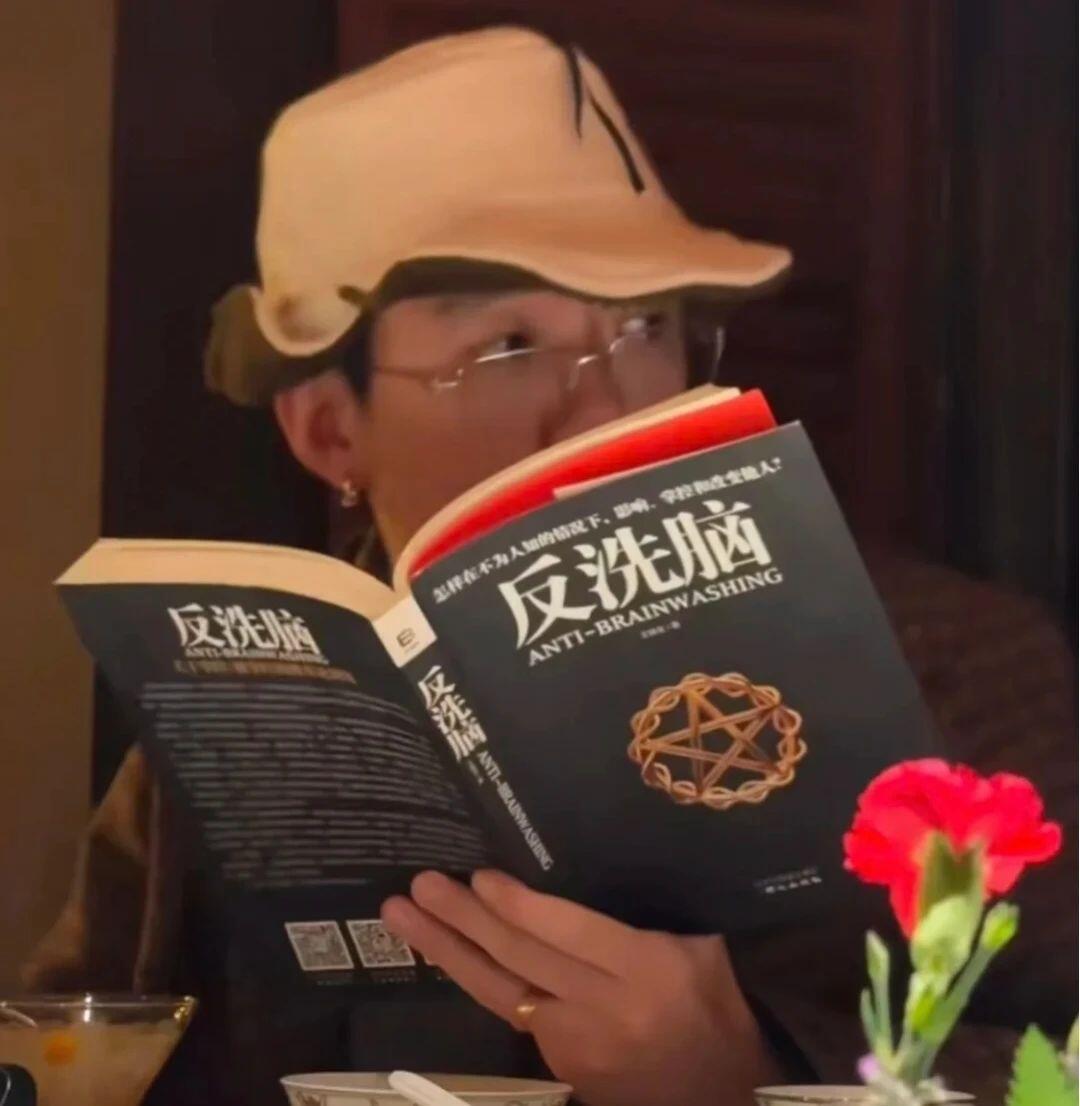 -𝐒𝐇𝐀𝐑𝐄｜𝔀𝓮𝓬𝓱𝓪𝓽 情侣头像｜氛围感头像 𐙚🎞