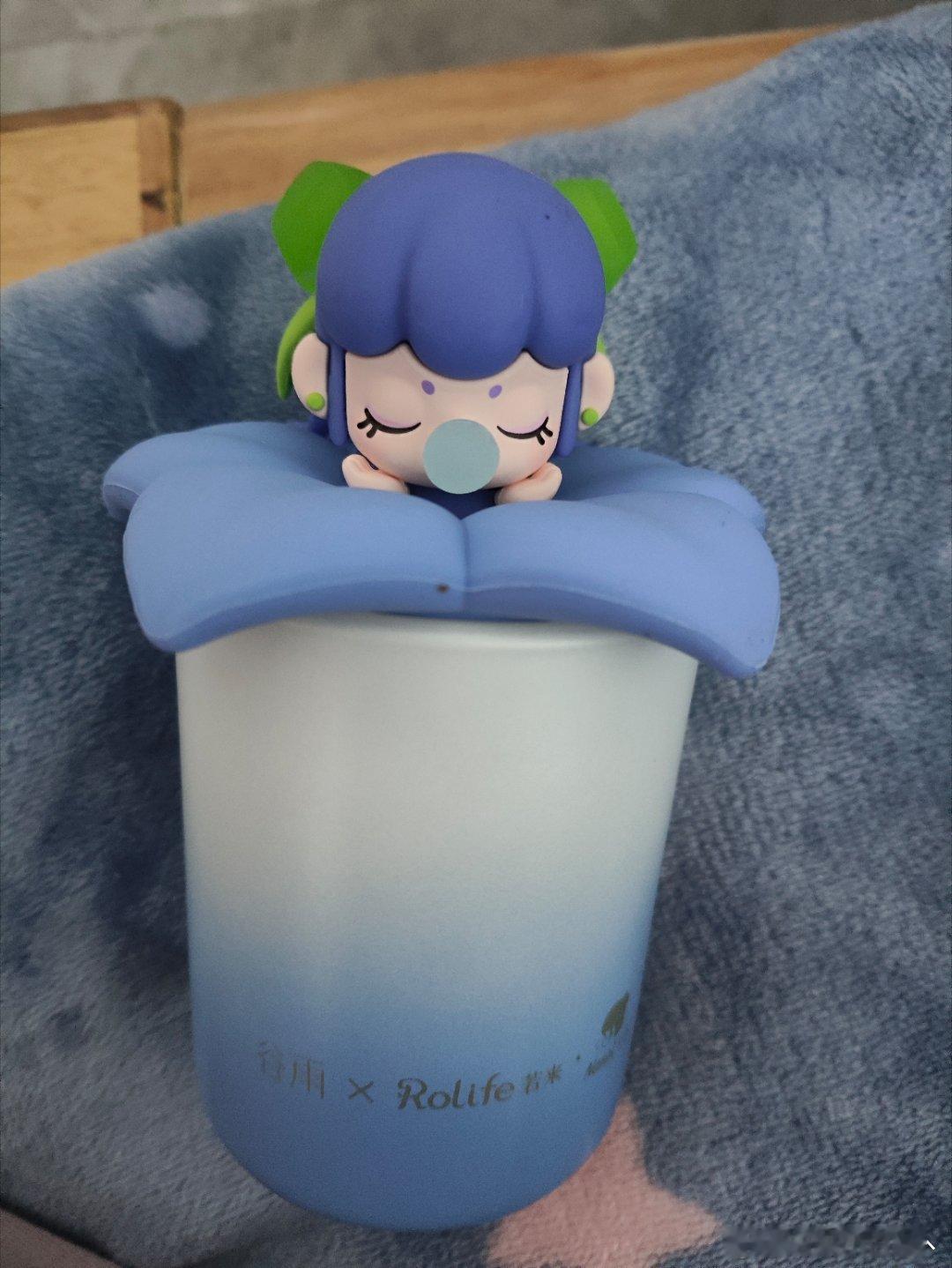 这香薰蜡烛真好看