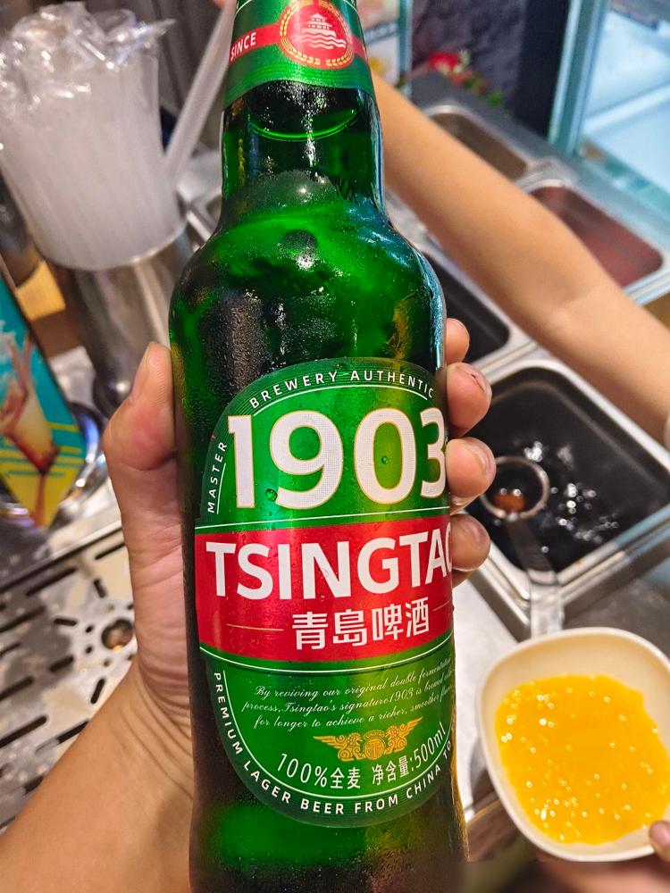 青岛啤酒1903系列在2026年4月完成全面焕新升级，正式更名为“青岛啤酒全麦1