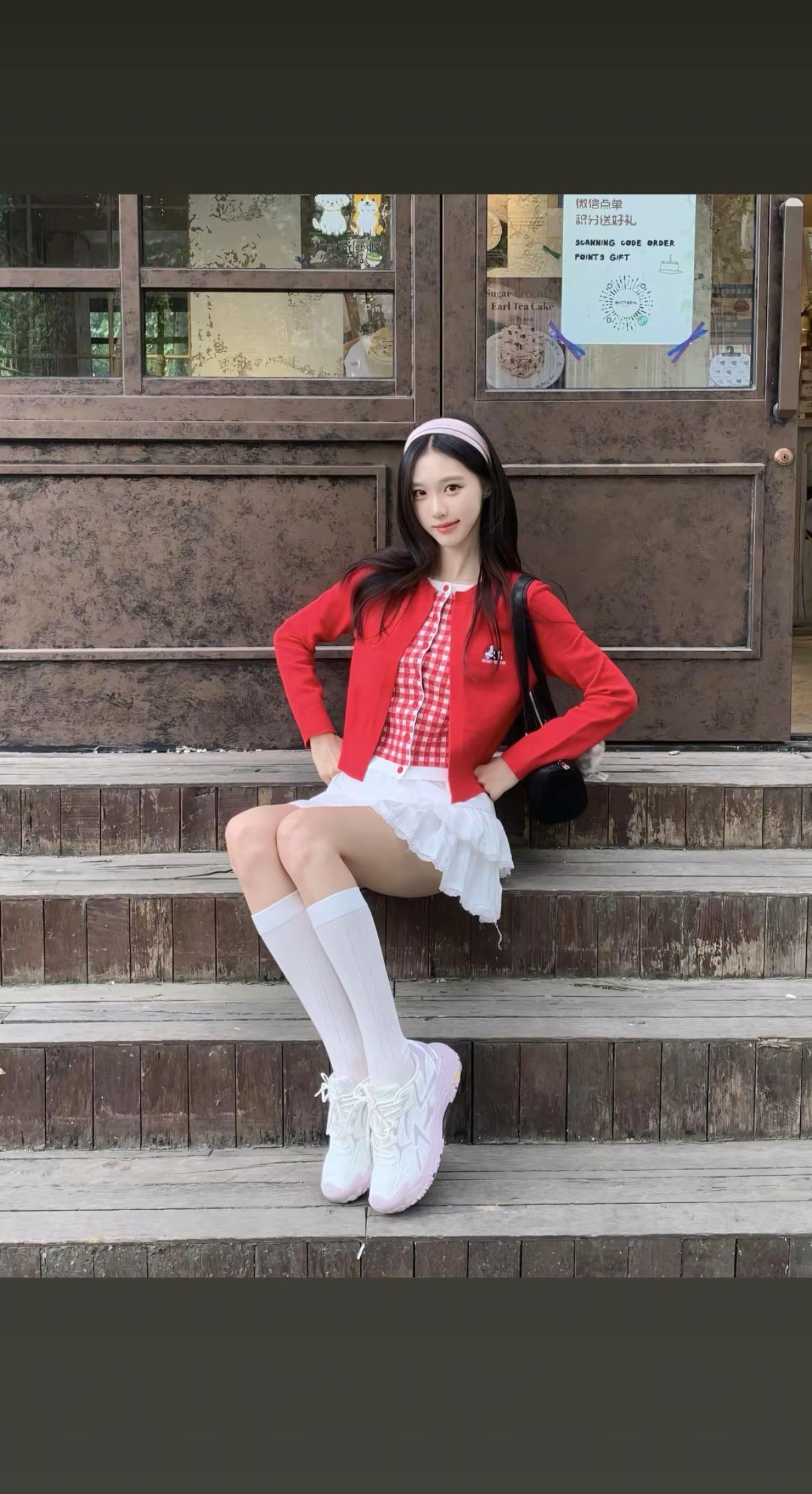 AI高清甜妹拍 气质美少女写真 自然系美眉 气质女神美照