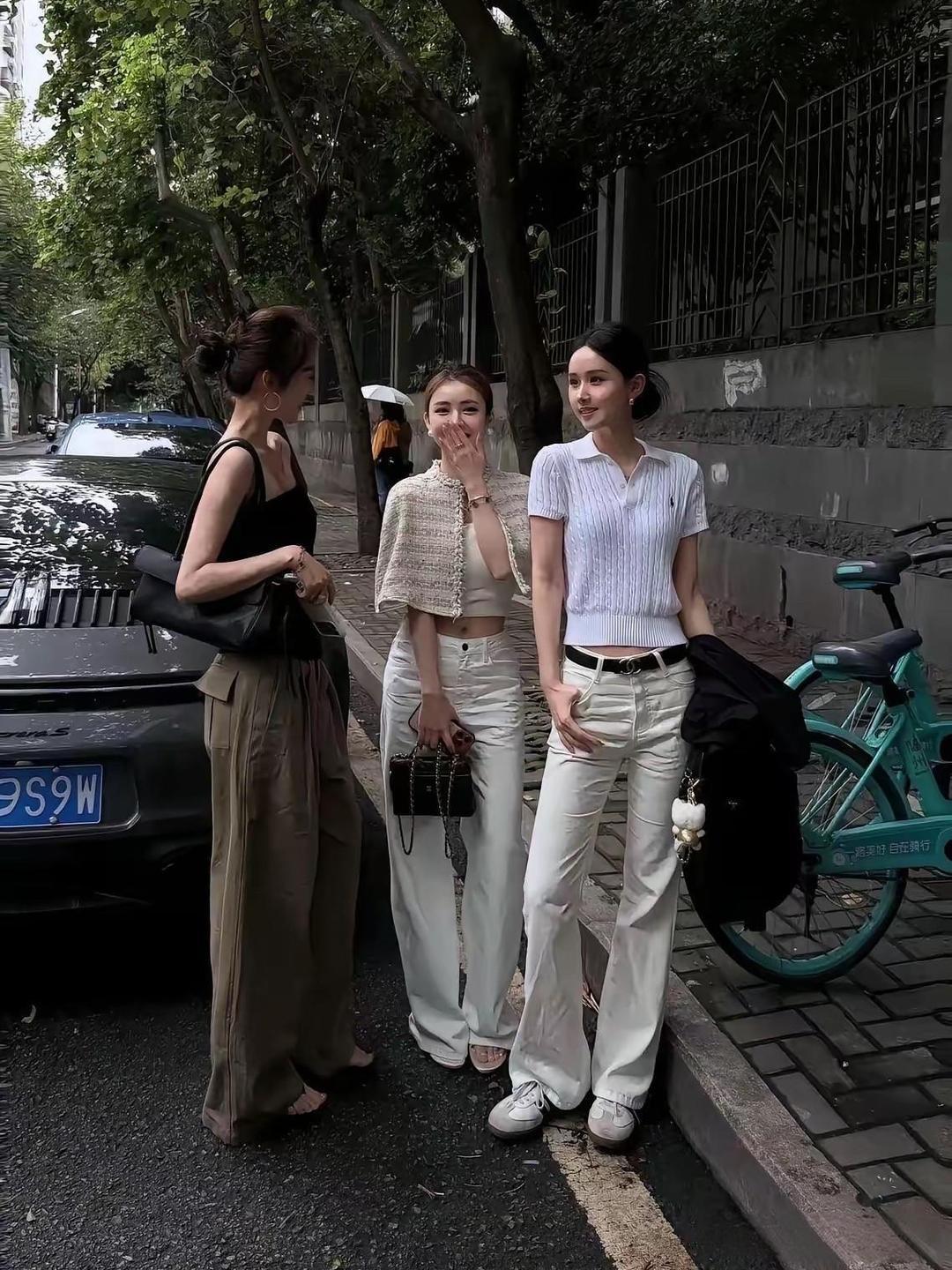 这是最强闺蜜团吧！！ 