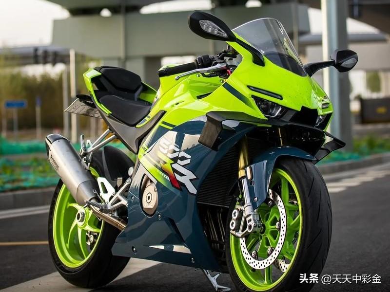 如果我是一个有经验的摩托车玩家（驾龄3年以上），追求性能、了解风险、有折腾的准备