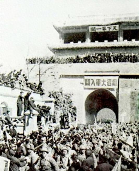 刘亚楼讲述建国后平津战役细节，毛主席对敌军行动的预判为何总是如此精准？
1948