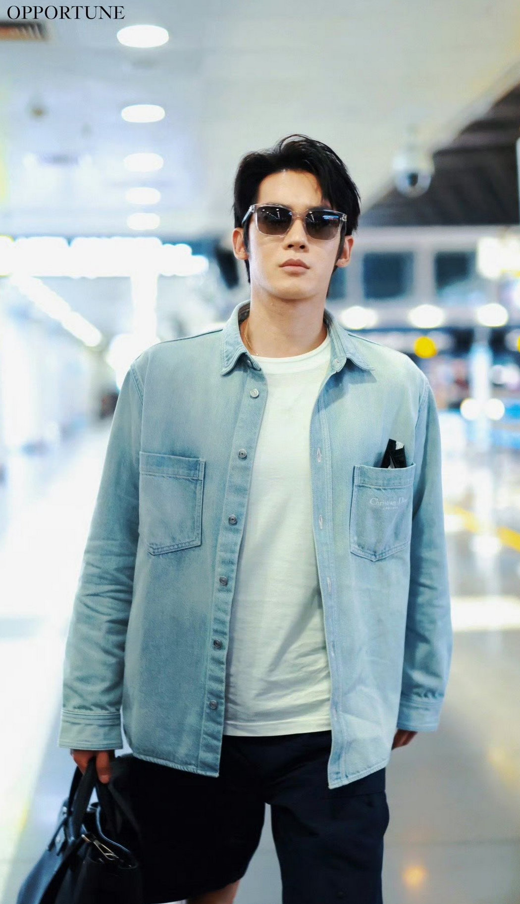 于适 × Dior Spring 2026 Menswear品牌大使启程巴黎男装