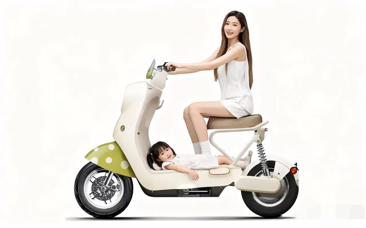 看到
新国标电动车一出来
限速25？我笑了，立马做了三个决定！

一，坚决不买新