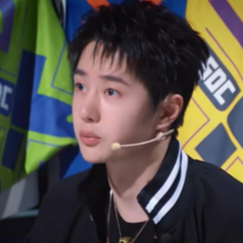 你不经意间散发出的美好，把世间万物都变得温柔可爱 王一博[超话]王一博今天的身份