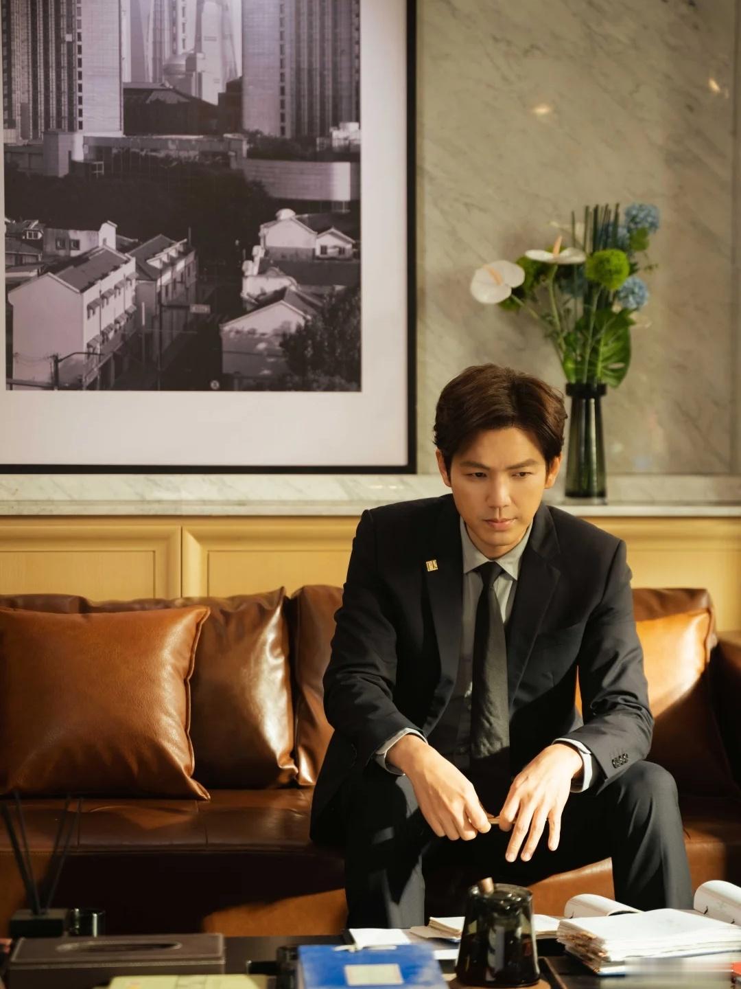 国产剧最懂法的霸总出现了 纪封简直是霸总界的清流，不搞强制撑腰，而是教女主用合法