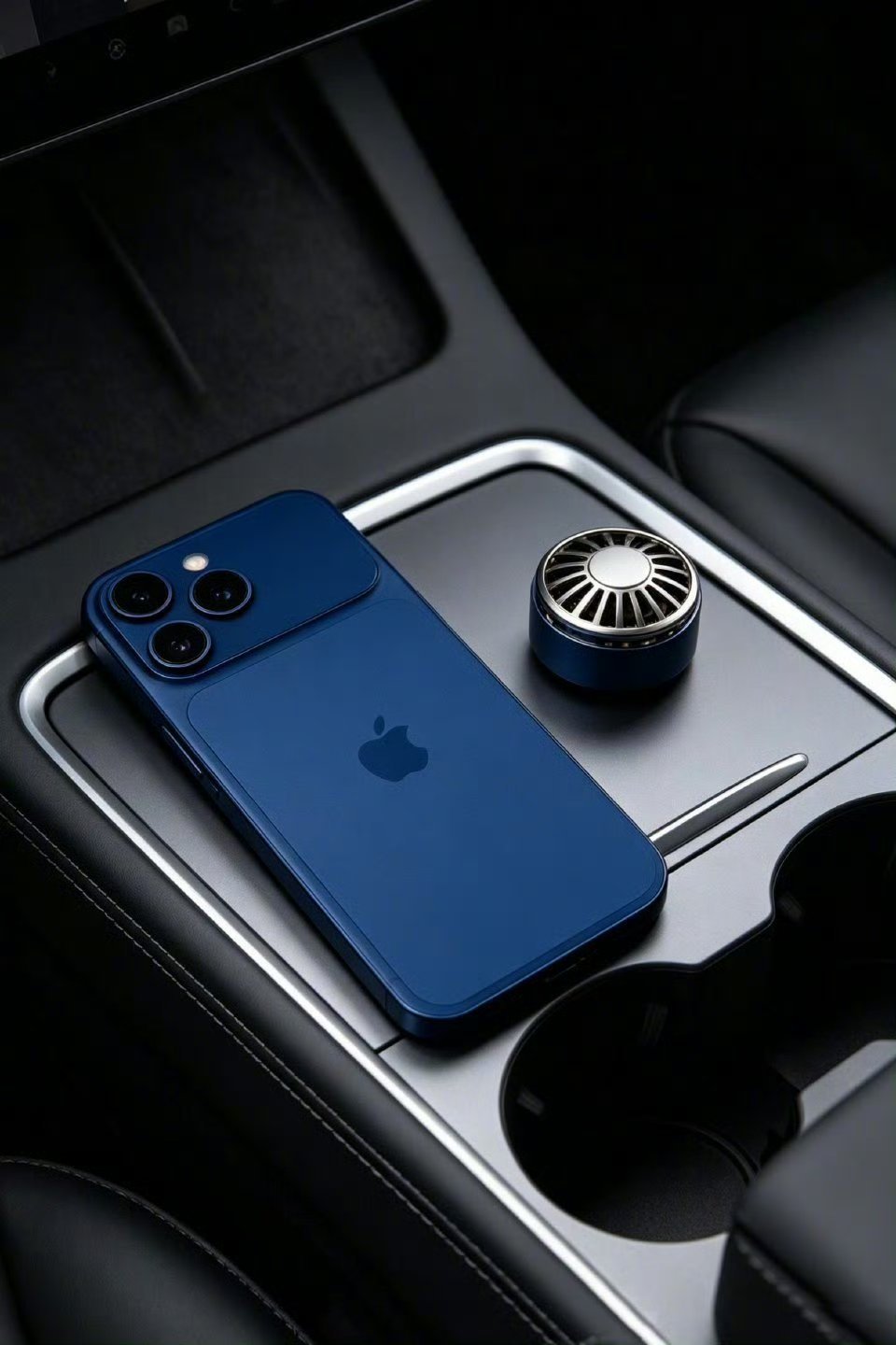 iPhone18Pro蓝色渲染图曝光