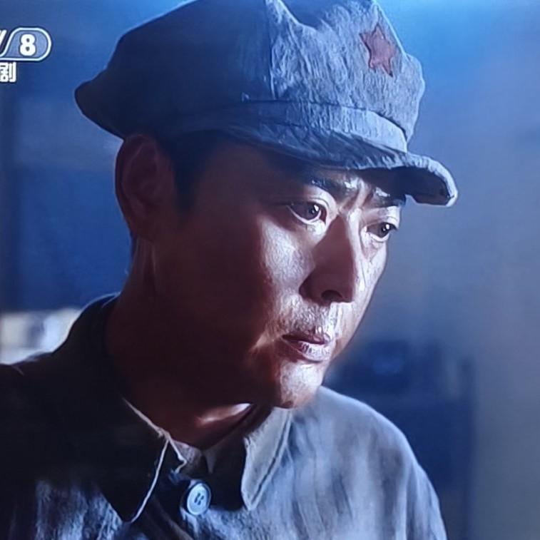 《九个弹空》里，李智信被救到国军医院这情节，真让人愤懑。
红军赫新生部遭到潘祖望