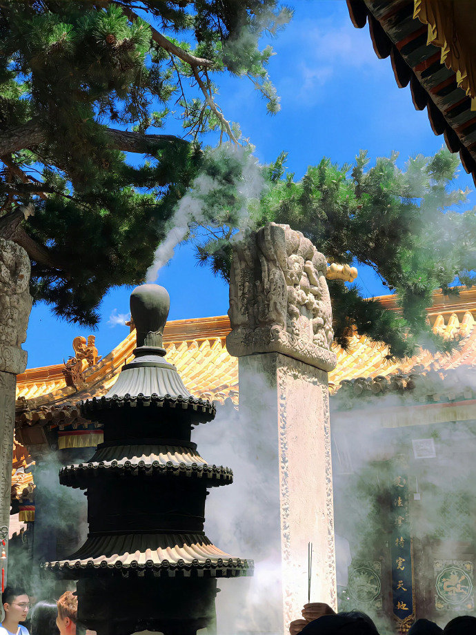 “ 随心而行,静心净己 ”🙏 ​​​