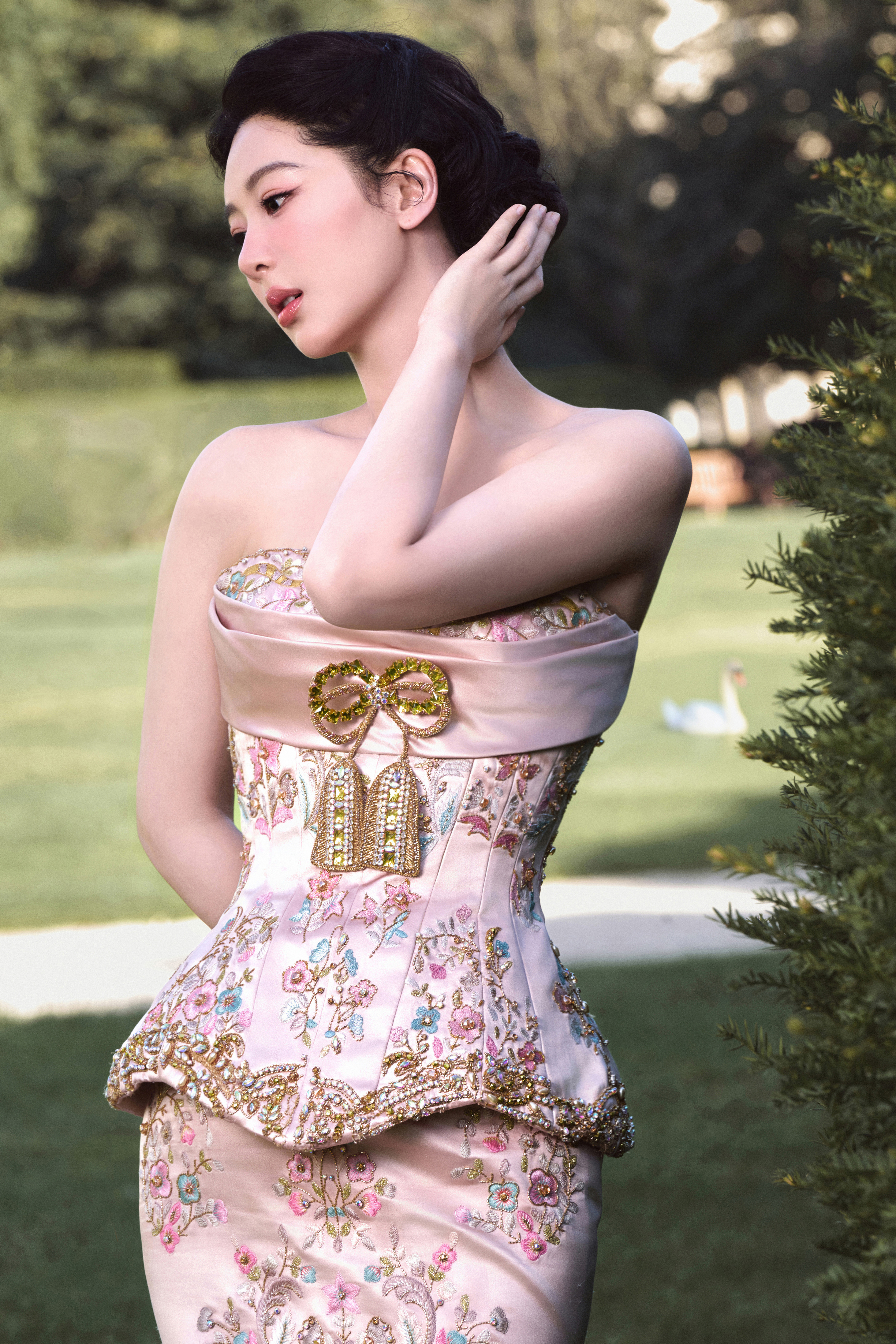 杨紫 