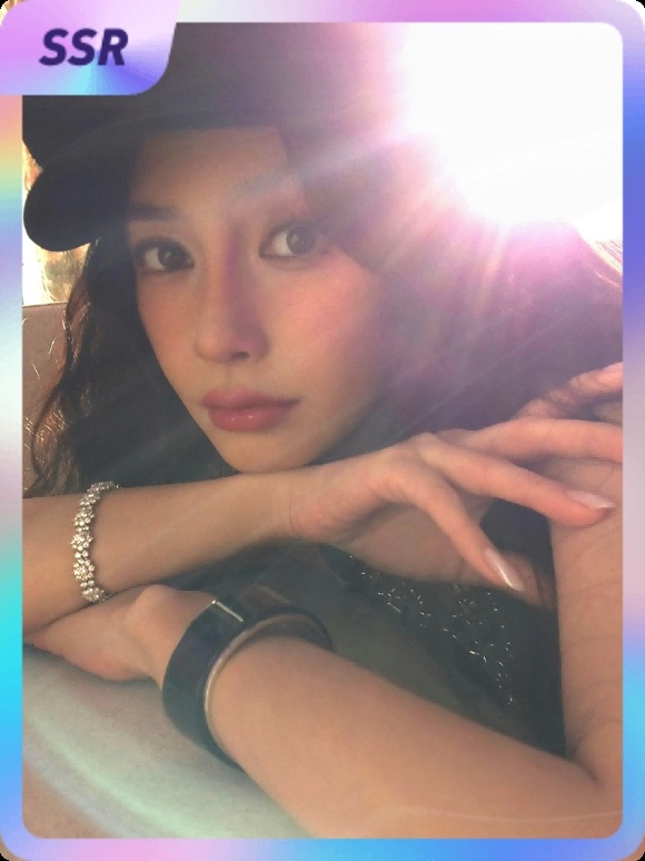 angelababy[超话] 小管送你们一张ssr哦，快来领取吧！集卡互助ing