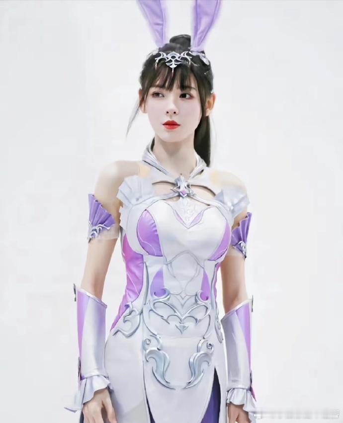 张予曦当初被称为“天选小舞”，可当剧版《斗罗大陆》播出了反响却不是很好…毕竟电视