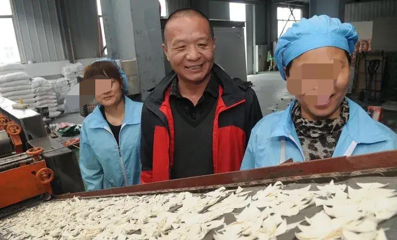 山东手搓飞机老板差评几乎为零，人好且有创造力，当地政府应该好好利用
   山东邹