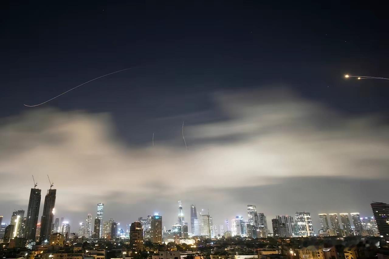 【伊朗说道做到，夜间对以色列发动了两轮打击】
特拉维夫时间2026年6月7日晚上