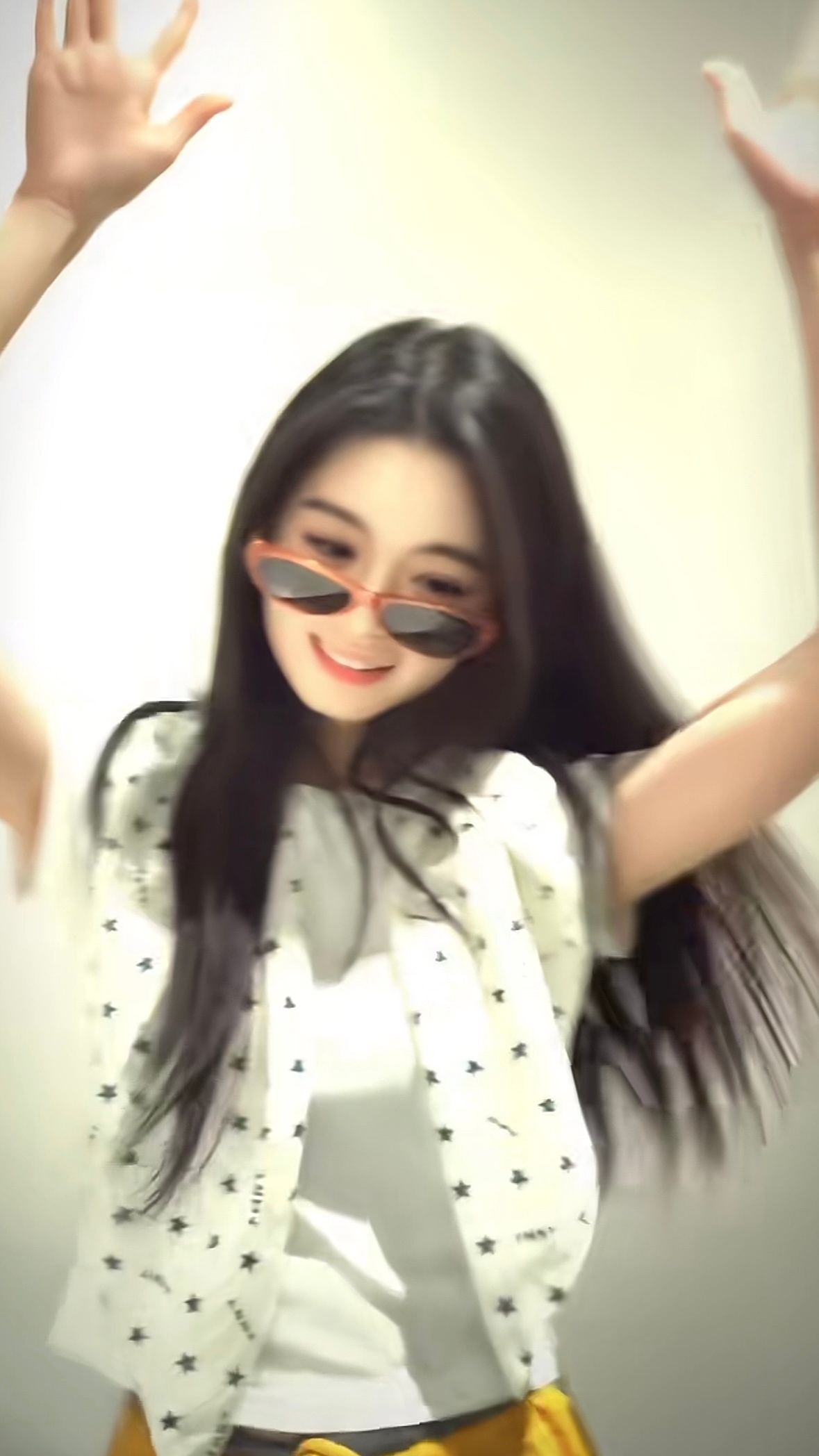 黄小甜咋越长越嫩 萌娃一只黄杨钿甜