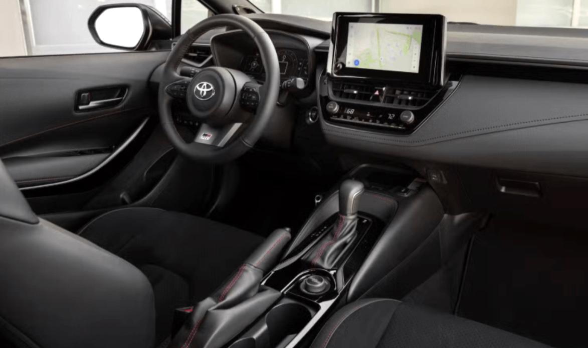 丰田研发新系统
近日，丰田（Toyota）正着手研发一种全新的换挡控制系统，该系