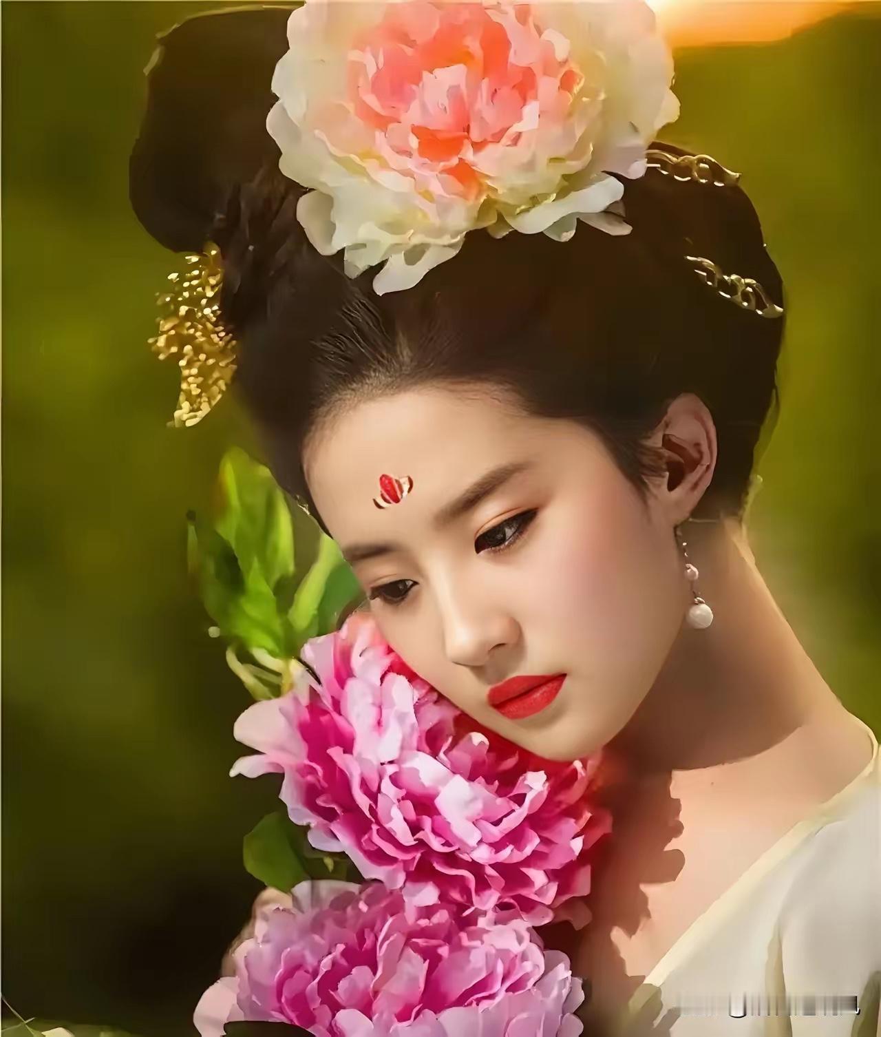 拈花半掩芙蓉面，
赏树一村杨柳情。
横批：《面与情》