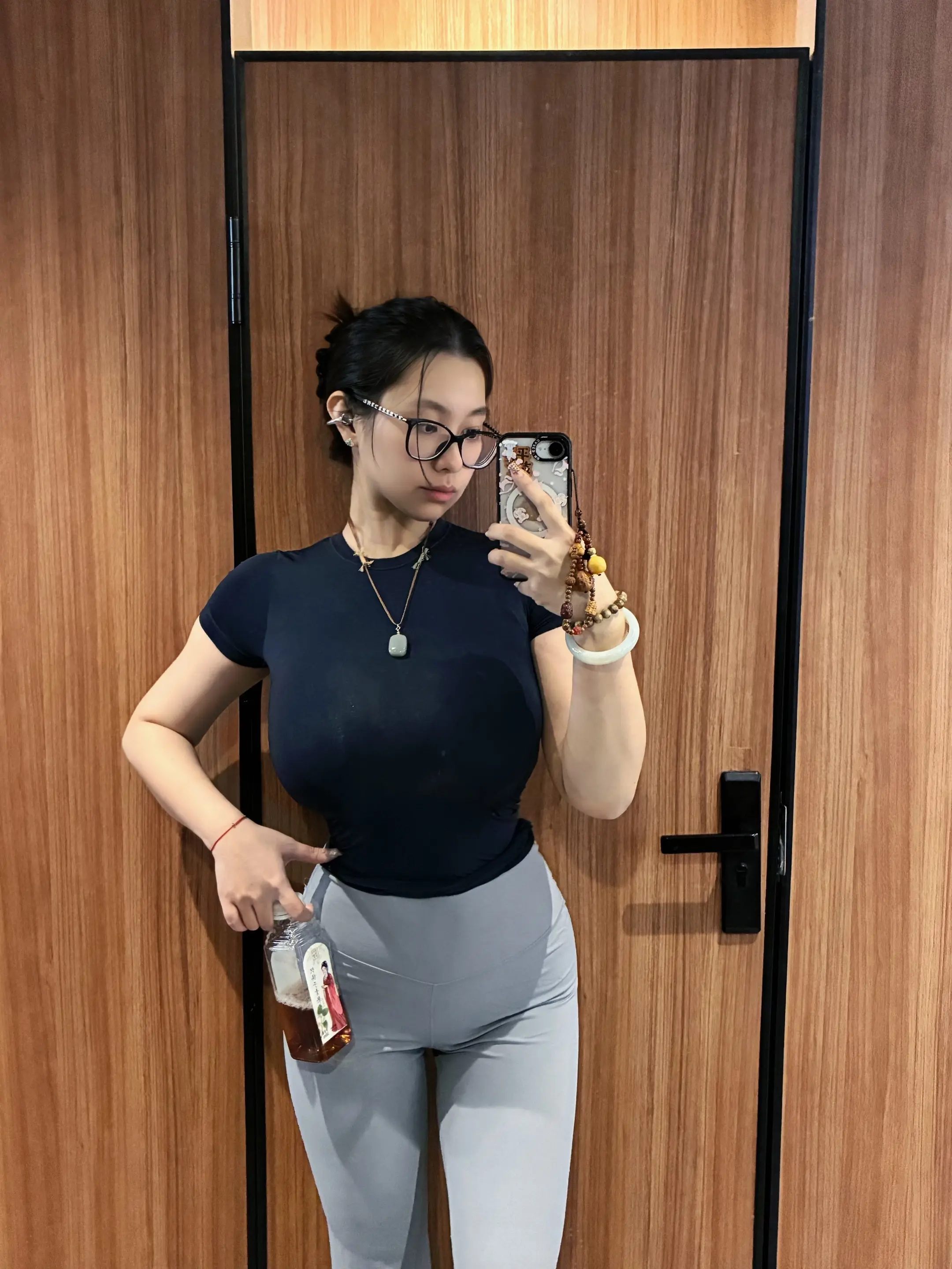 😌。