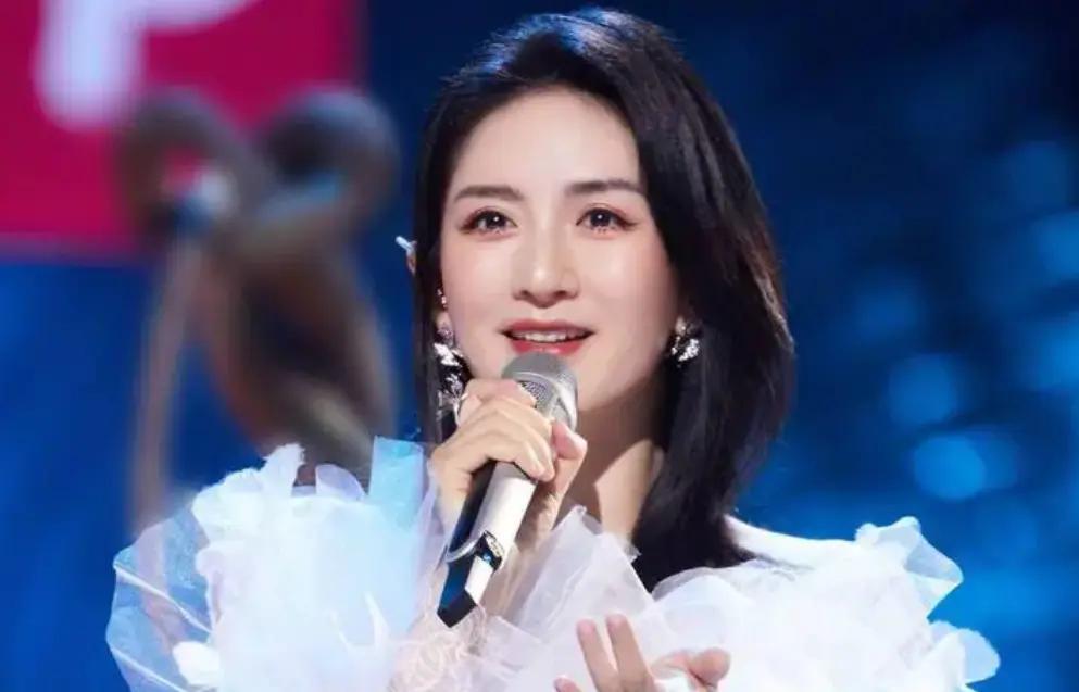 5月5日，成都金融城演艺中心将迎来一场特别的盛事——谢娜的个人首场演唱会终于要拉