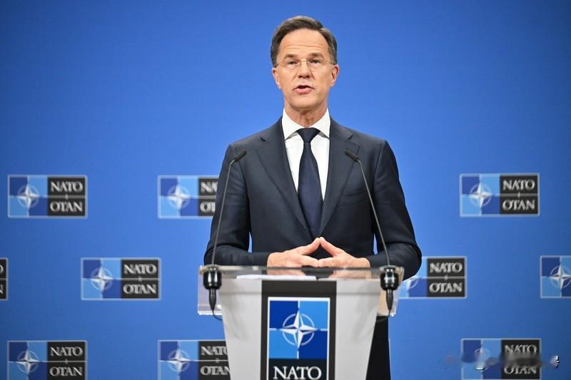 美国和北约的关系，那可以说是深度绑定。1949年，美国为对抗苏联，以“共同防御”