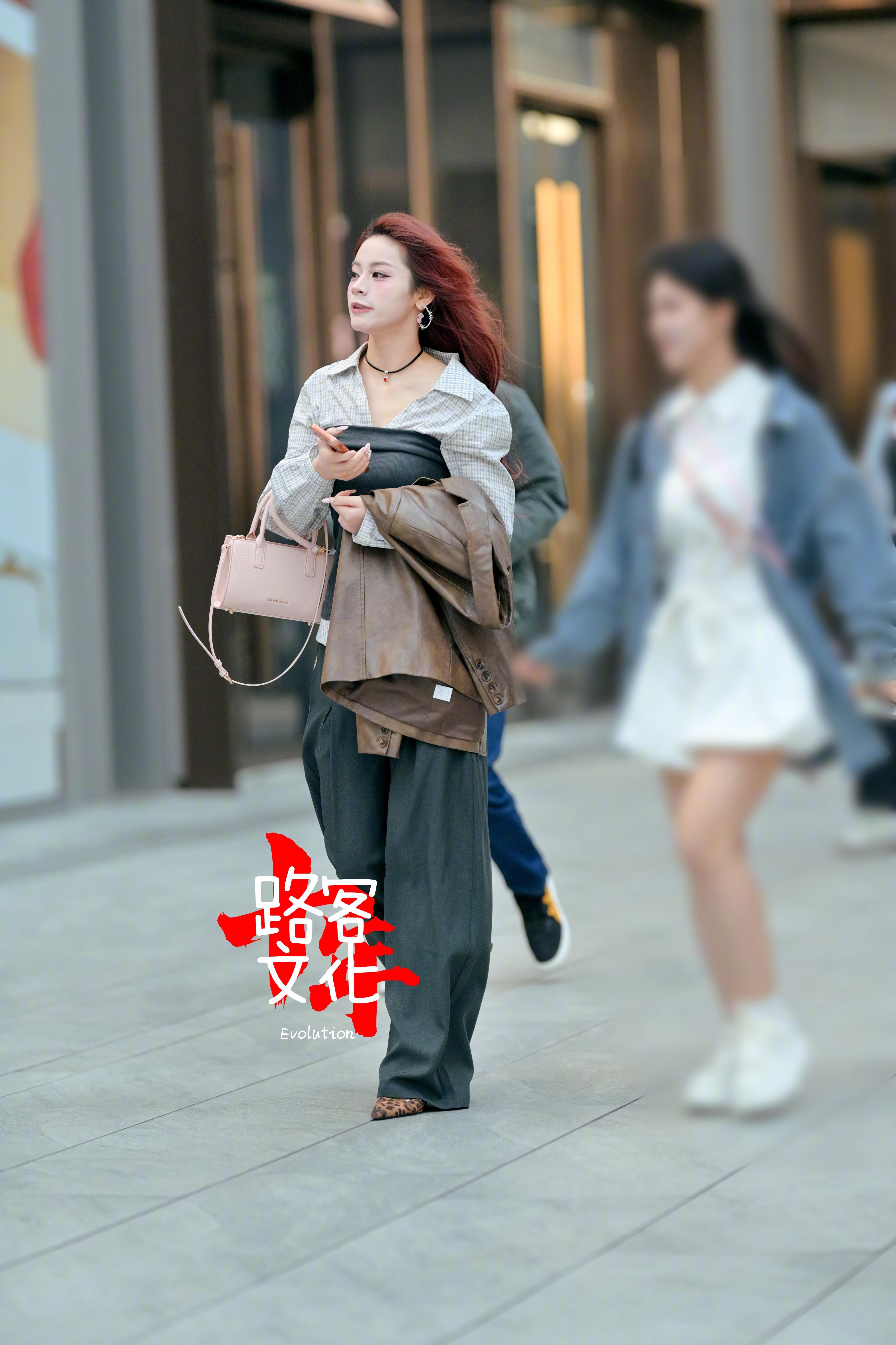 好酷的样子哦！ 