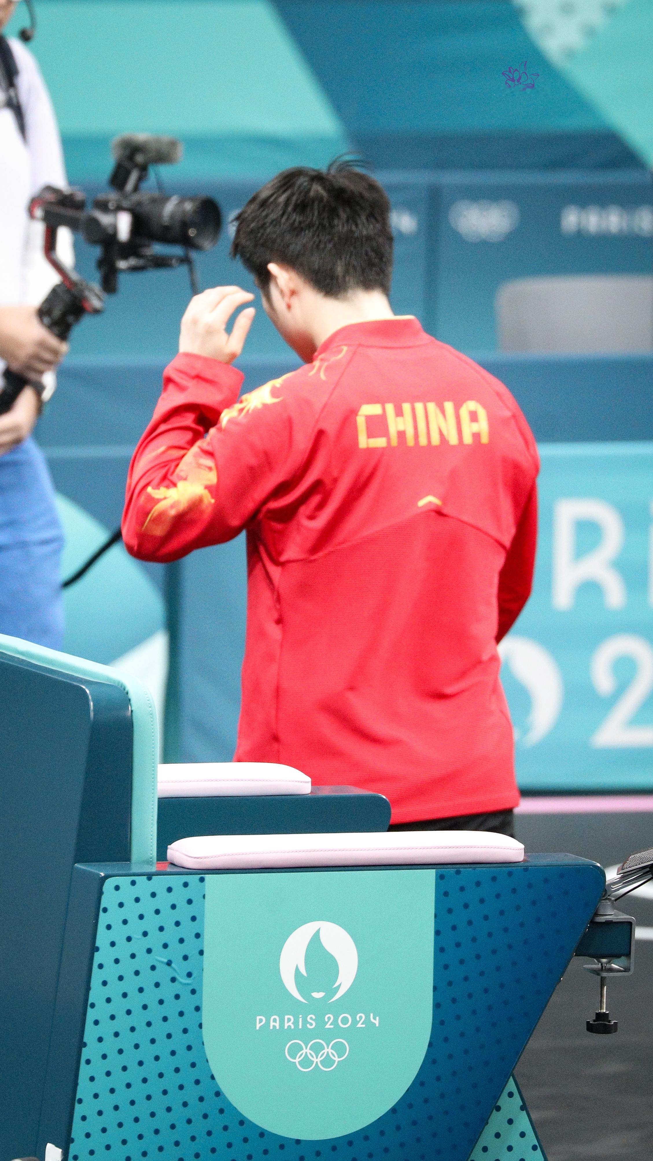 樊振东 爱是一种决定「20240806巴黎奥运会男团1/8决赛」东东午安繁星午安