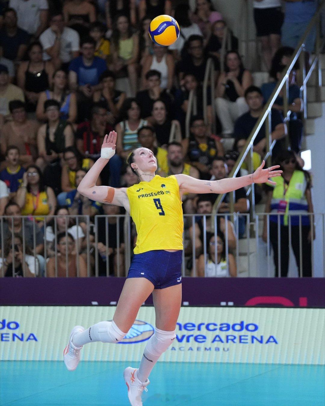 女排科内利亚诺 对战海滩图集 