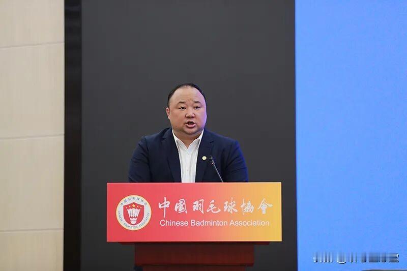 两届奥运冠军、中国羽协主席张军，官宣被查羽协主席张军
体坛反腐，再下一城。
4月