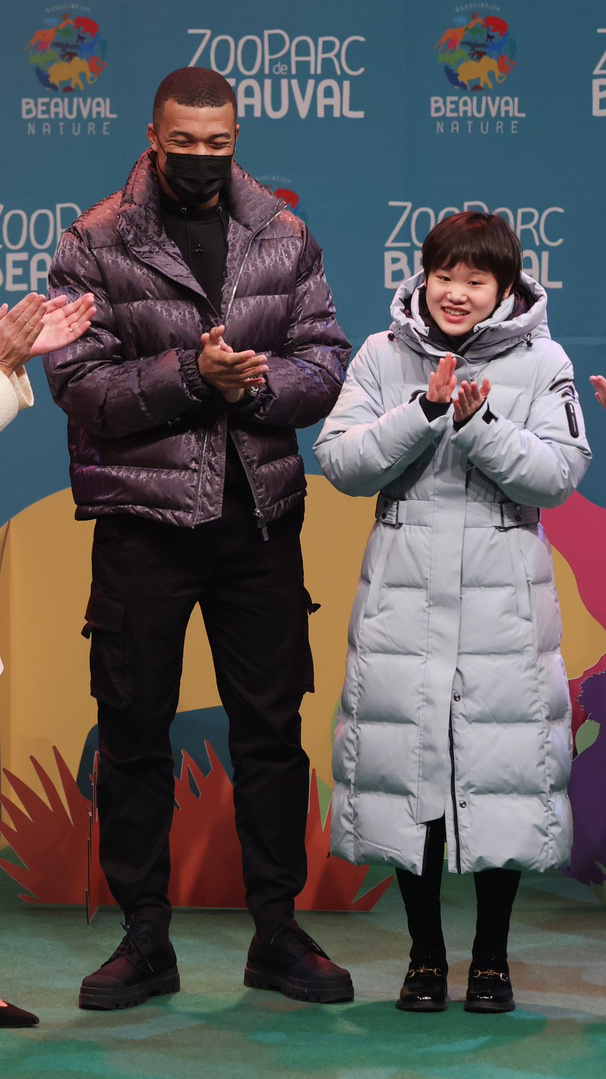 法方希望中方能再租借大熊猫 那你让这个法国熊猫教父来一趟中国