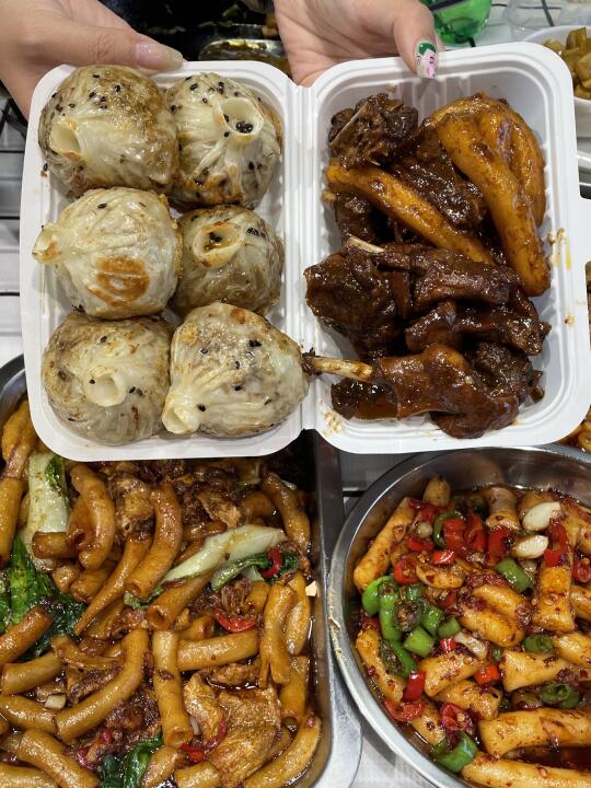 武汉万松园的！你没吃过鸭子烧麦❗️