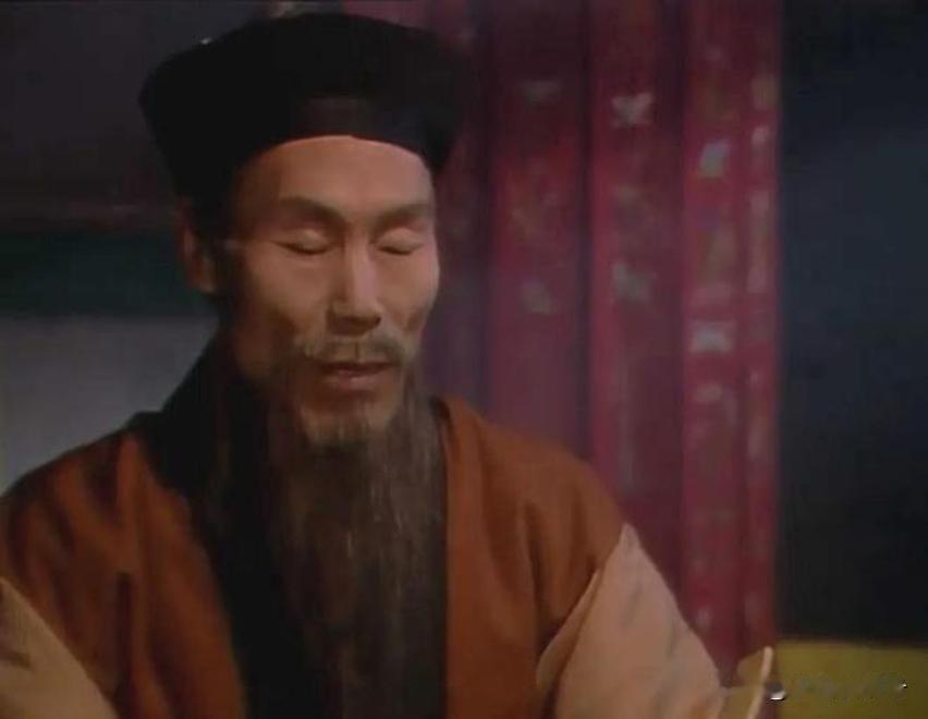 《红楼梦》里的贾敬，实是影射嘉靖。
这是一个流传很广的观点。
不仅仅在于谐音，两