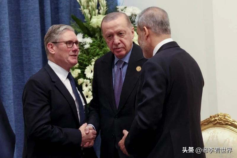 【土耳其总统：与16位世界领导人举行了会谈，以寻找解决伊朗冲突的方法】
安卡拉时