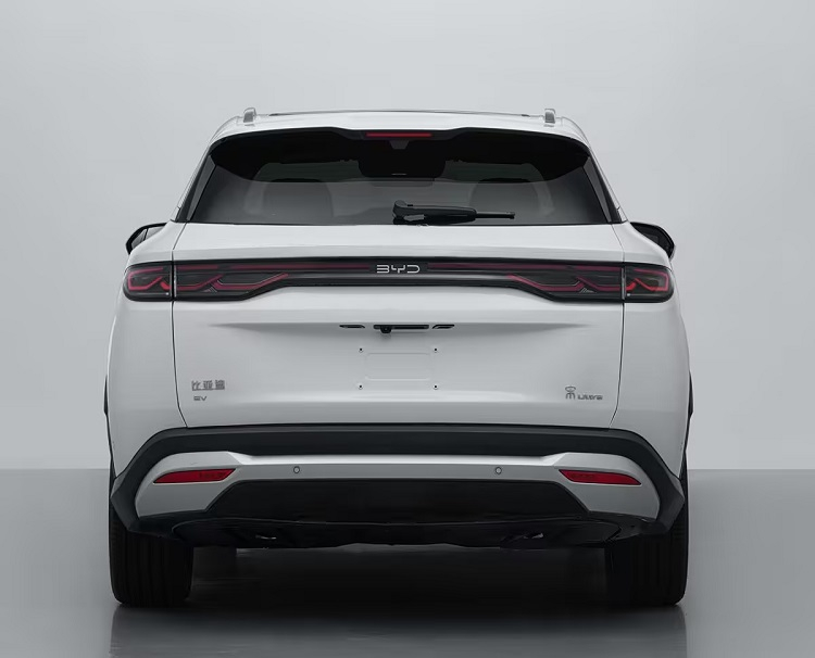一款定位“宋家族旗舰”的纯电SUV——宋Ultra EV，根据工信部此前亮相的申