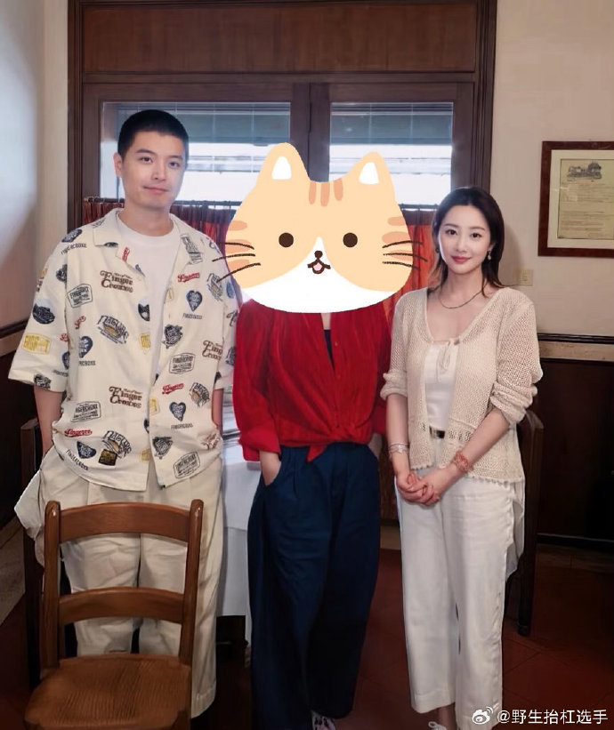 佛罗伦萨偶遇马頔李纯 海外路人直接蹲到名场面！马頔李纯在米开朗基罗广场等日落，氛