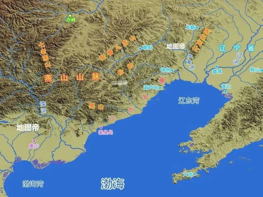 戚继光VS李成梁，谁更牛逼！

戚继光和李成梁堪称同时代的绝代双骄。

论军功，