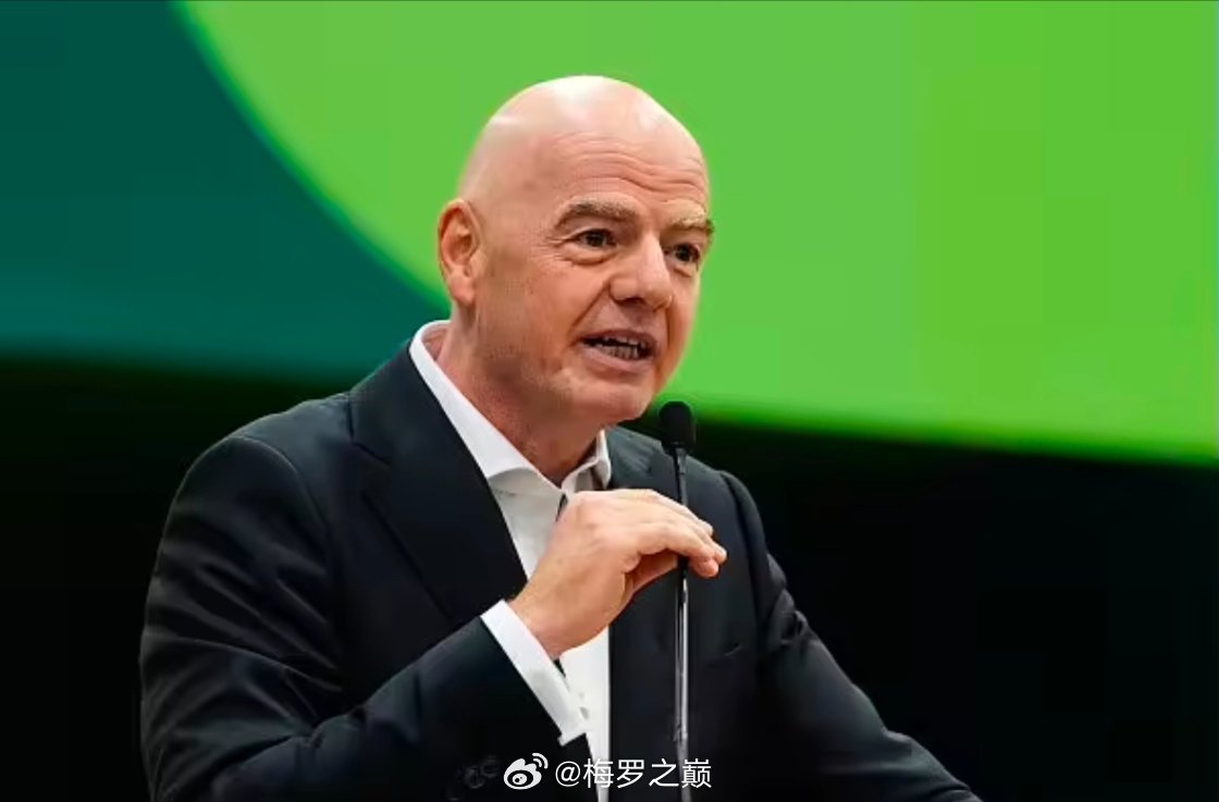 ESPN消息，数十名欧洲议会议员正在征集支持，准备在欧洲议会发起对国际足联主席因