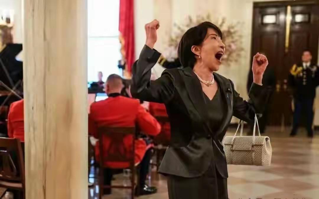 全焊死了！日本刚签完武器出口令，北约反手就锁死了技术标准，高市早苗再想挣脱，已经