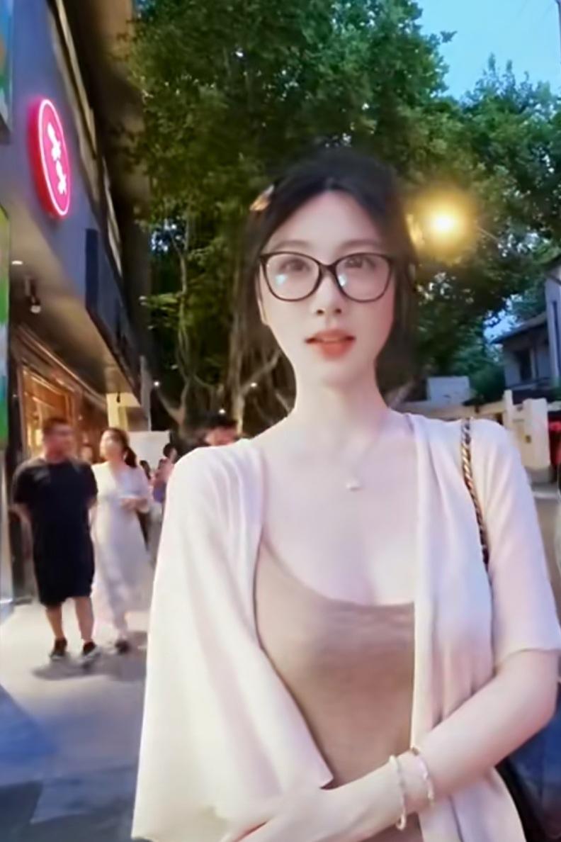 清纯美丽！