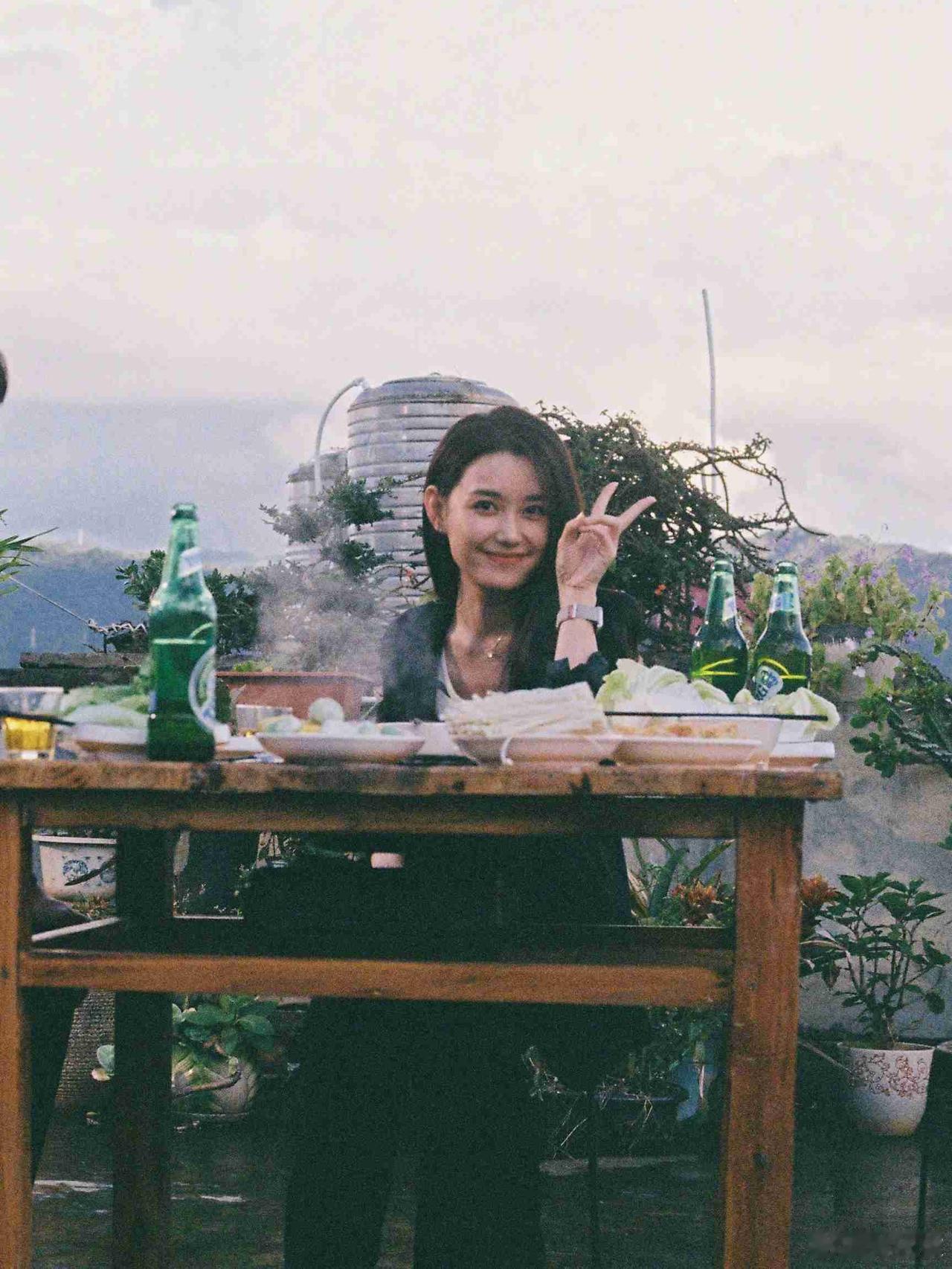 我的今日状态：😁轻松愉快
我这里的天气：☀️晴天