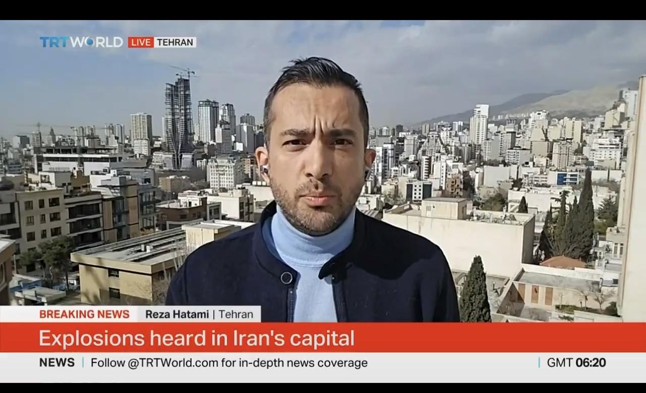 突发新闻：以色列对伊朗发动攻击，德黑兰发生爆炸事件。