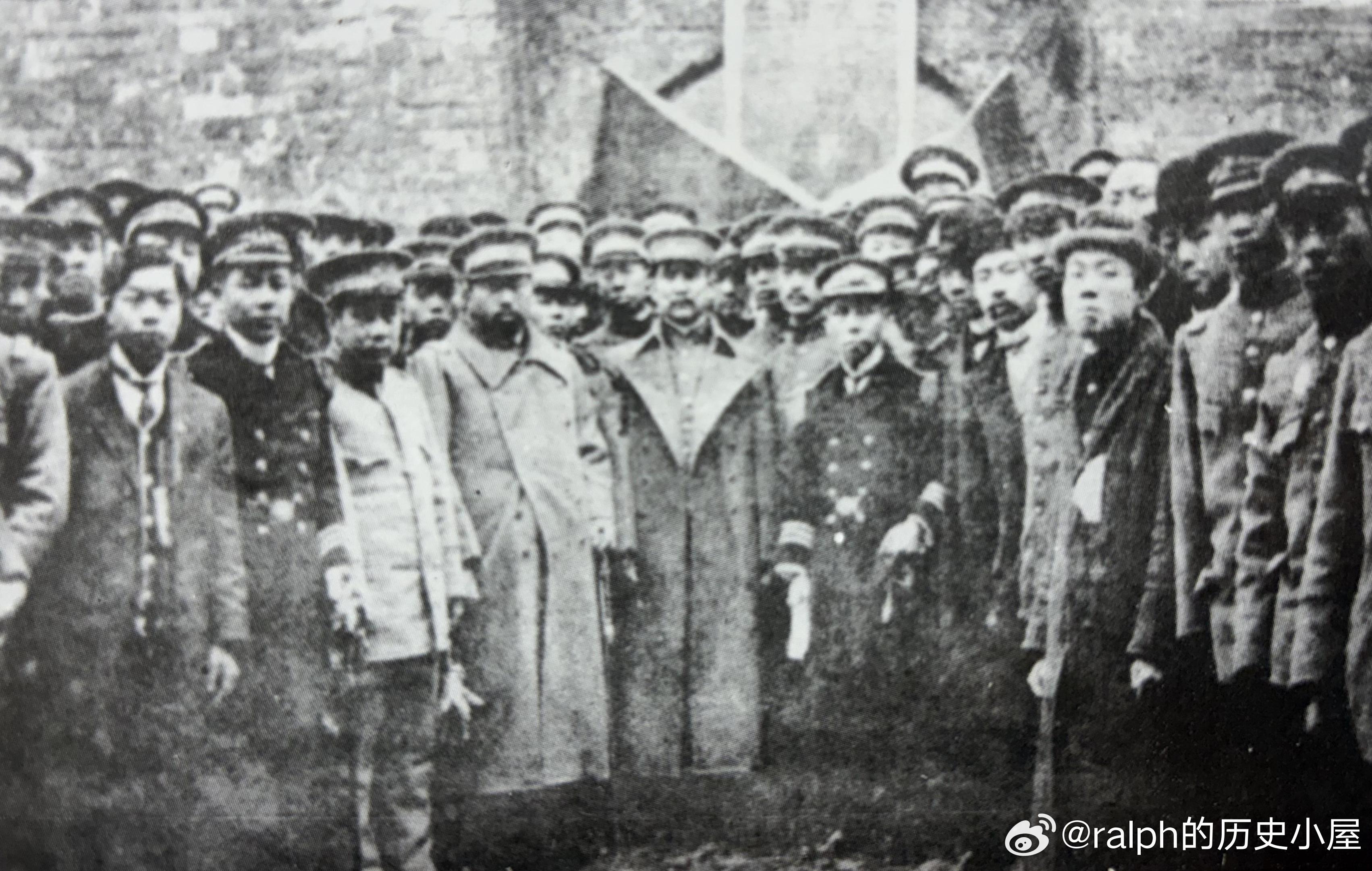 1912年2月15日临时大总统孙中山、陆军总长黄兴等拜谒明孝陵历史影像 ​​​