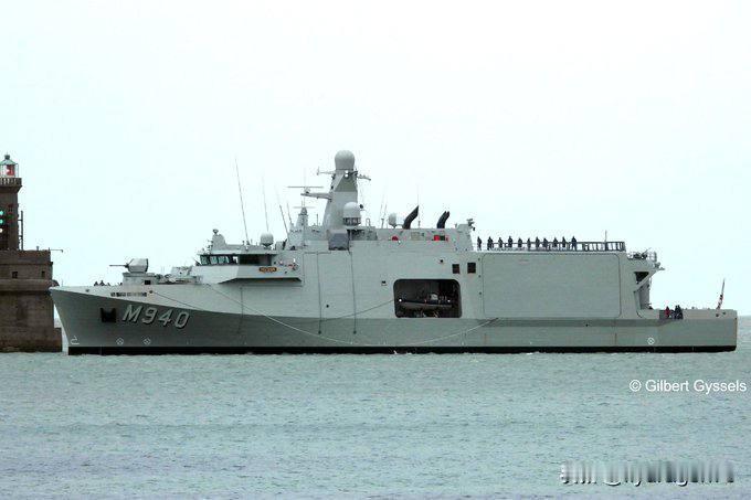 🇧🇪比利时海军扫雷舰“奥斯坦德”号（M940）于2025年11月3日抵达其位