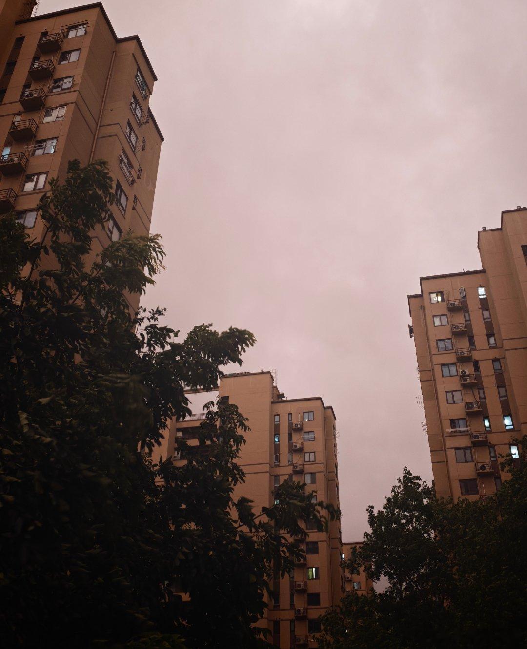 哦莫哦莫哦莫风雨欲来了 