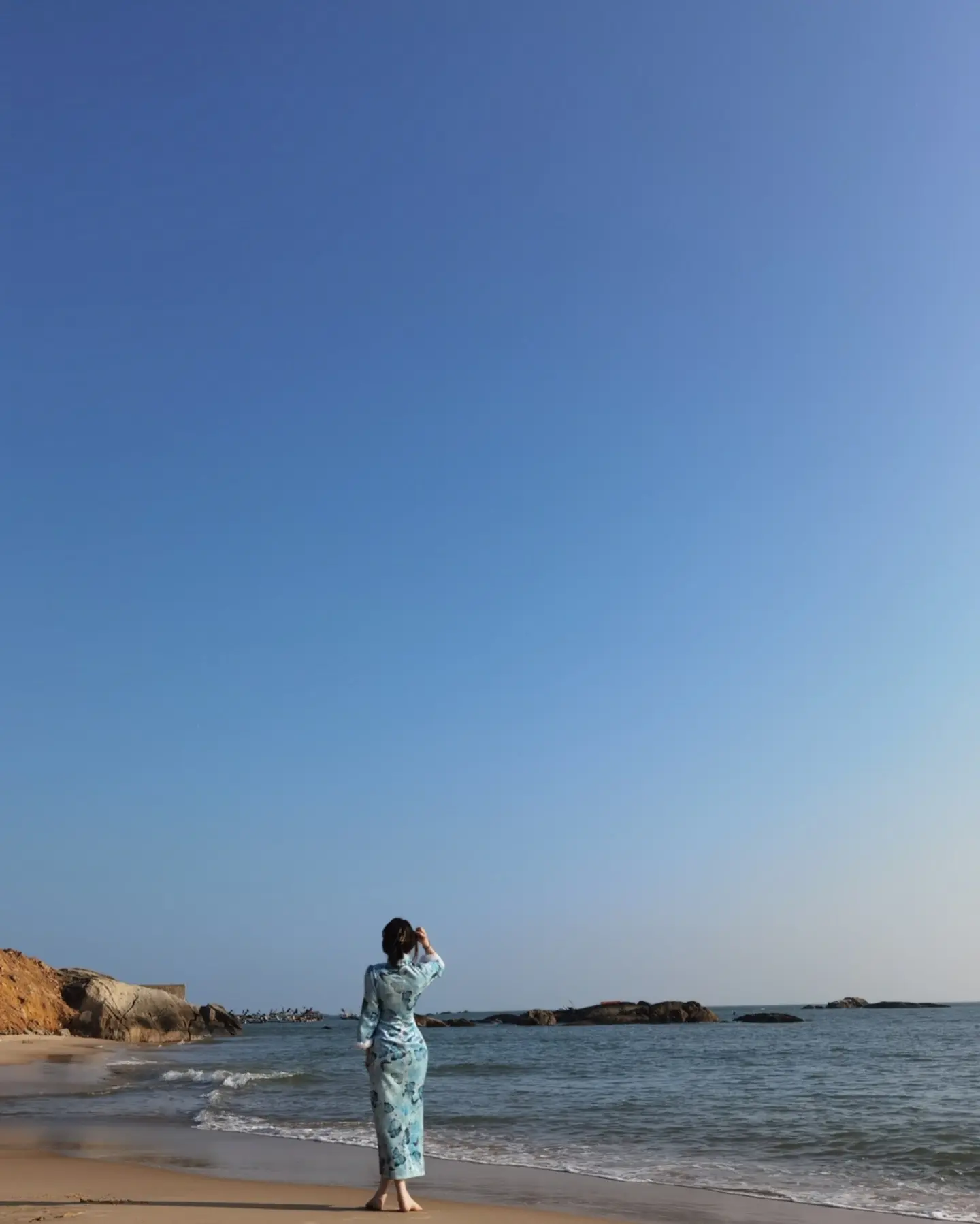 人生得意须尽欢。人生海海 山山而川 不过尔尔 
