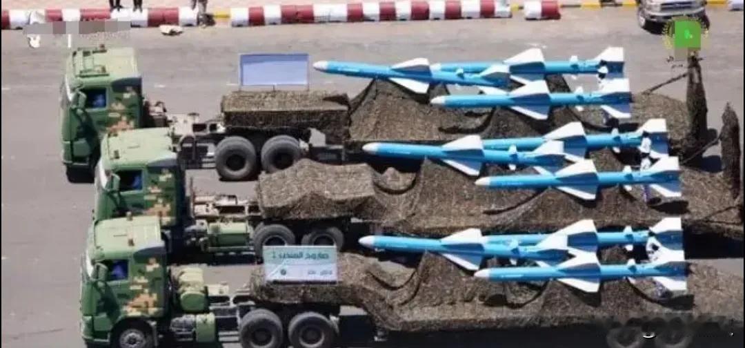 胡塞武装不拦中俄船只。胡塞武装发言成，将对过境的以色列，美国，英国船只发起攻击。