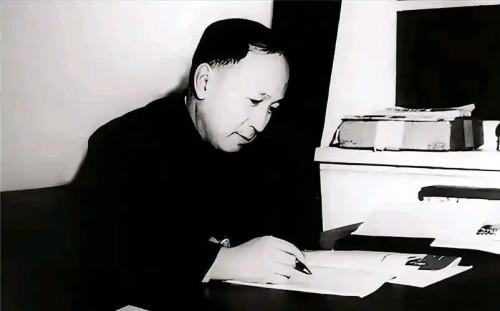 一个人的立场，藏着他的格局与担当；一个知识分子的风骨，体现在他对国家、对人民、对