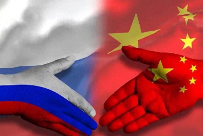 普京刚结束在中国四天的访问，俄罗斯那边就放出消息，中俄要在2026年上半年签个《