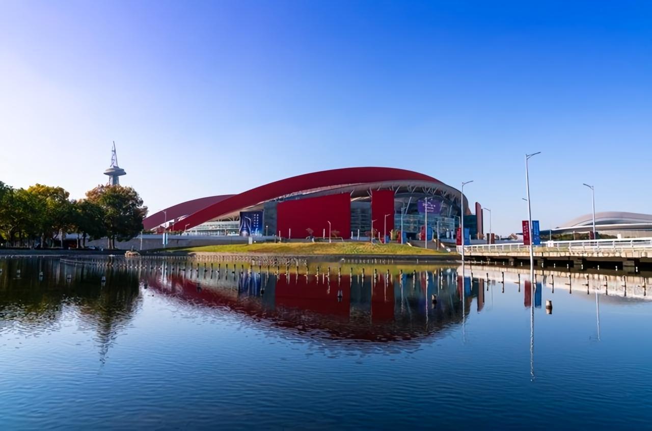 12月27日晚南京乒超总决赛男团半决赛，山东魏桥3 - 0零封上海地产晋级决赛，