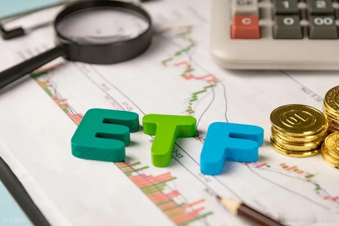 境内ETF规模重返5万亿！市场逆周期调控持续加码最新行业数据显示，截至8月7日，